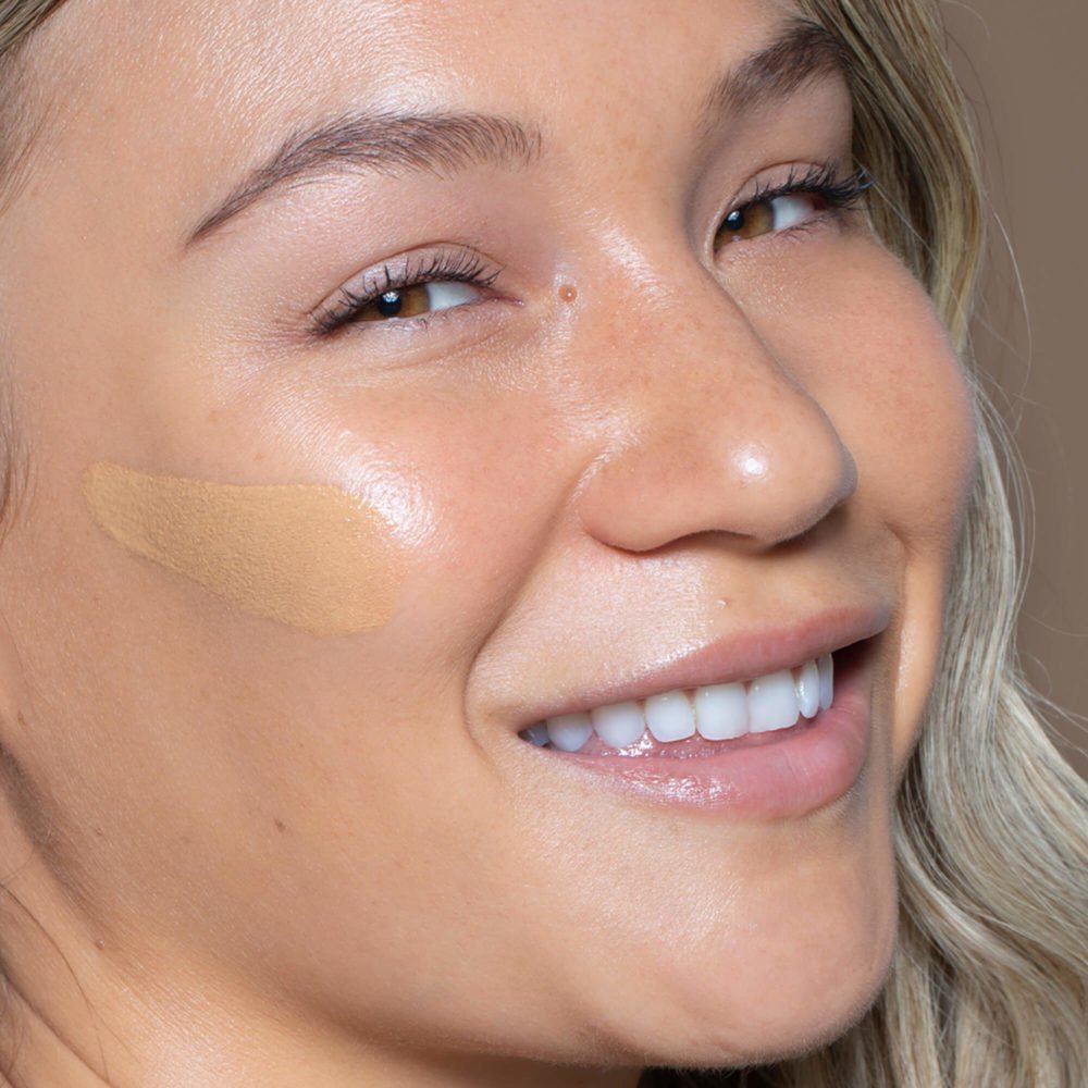 True Skin Serum Foundation - Image 76
