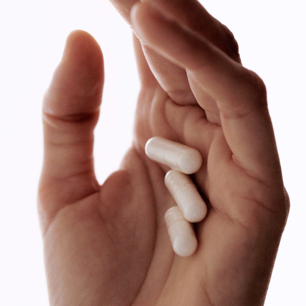 L'Essentiel Cheveux Hair Growth Supplement - Image 2