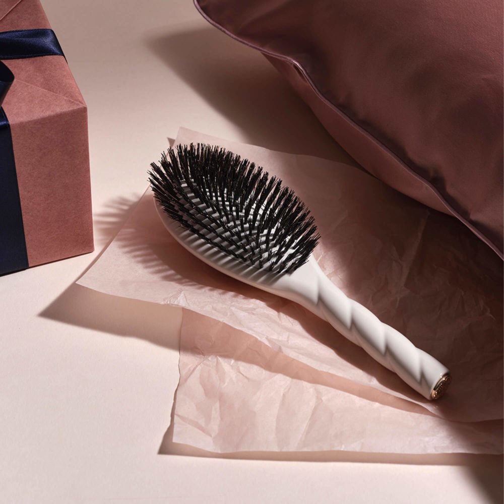 N°01 Universal Hair Care Brush - Image 2