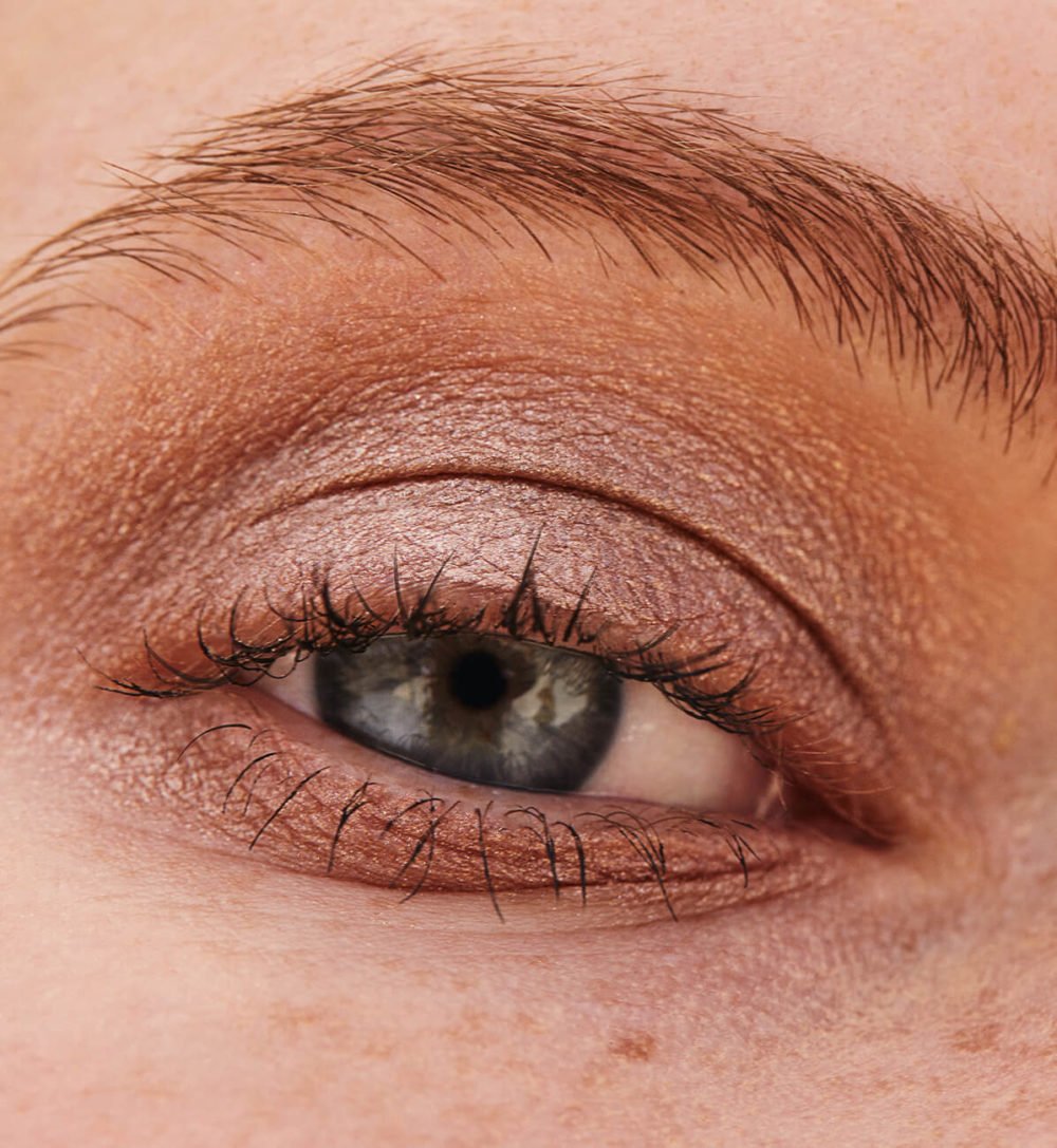 Liquid Powder Chromatic Eye Tint - Image 19