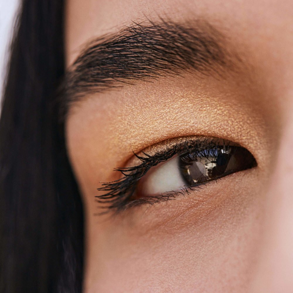 Liquid Powder Chromatic Eye Tint - Image 25