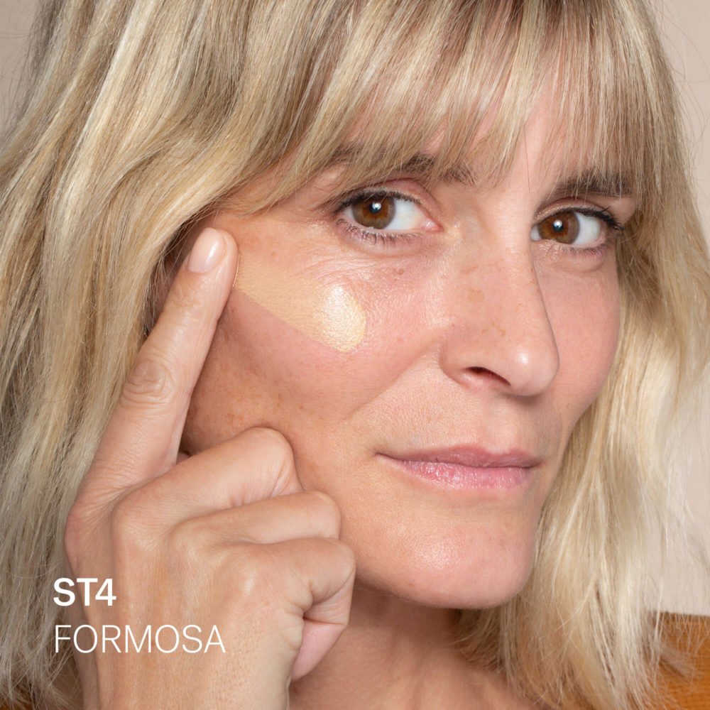 Super Serum Skin Tint SPF30 - Image 67